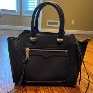 Rebecca Minkoff purse. In perfect condition, barley used.